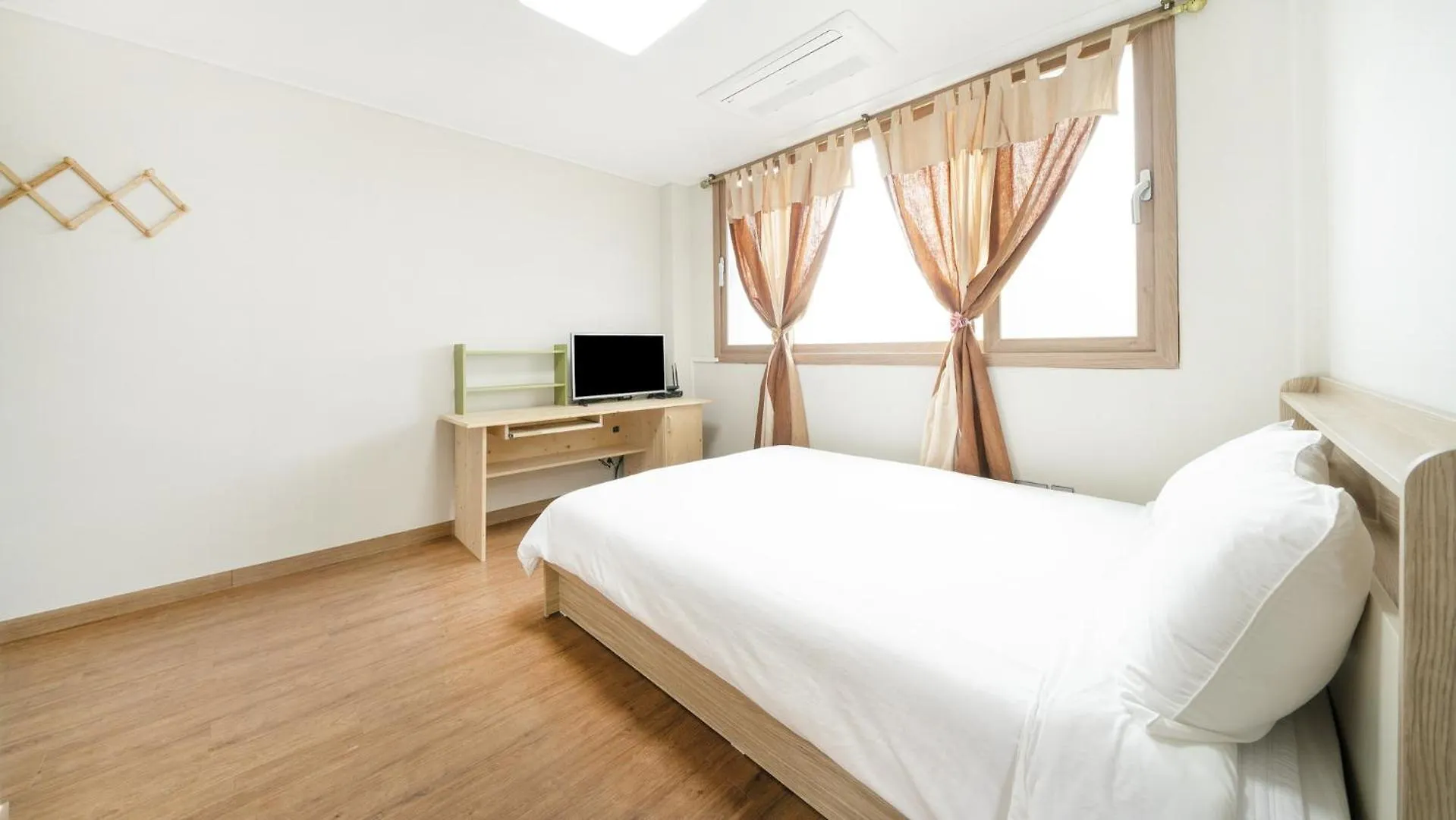 Jeju Ondamhouse Pension Guest house